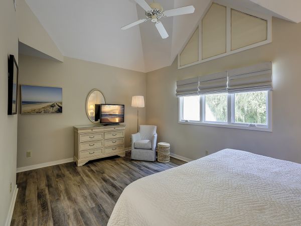 Hilton Head Vacation Rental Sea Pines 5-Bedroom Home with Pool & Beach Access