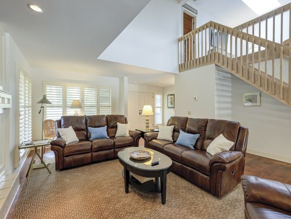 Hilton Head Vacation Rental Sea Pines 5-Bedroom Home with Pool & Beach Access