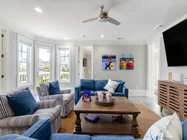 Hilton Head Vacation Rental Luxury 7-Bedroom Beach Home with Pool & Ocean Views