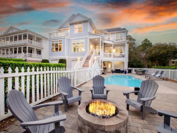 Hilton Head Vacation Rental Luxury 7-Bedroom Beach Home with Pool & Ocean Views