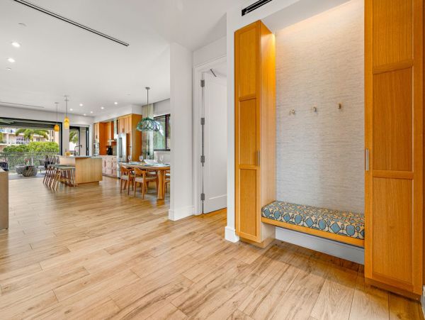 Maui Vacation Rental Luxury 3-Bedroom Villa with Lanai & Ocean Views