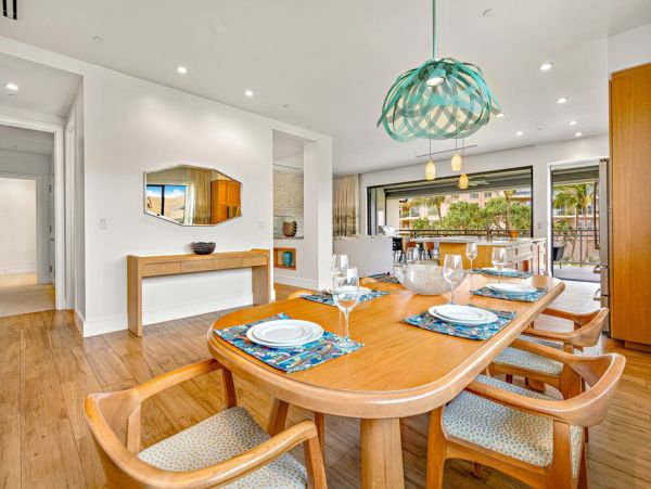 Maui Vacation Rental Luxury 3-Bedroom Villa with Lanai & Ocean Views