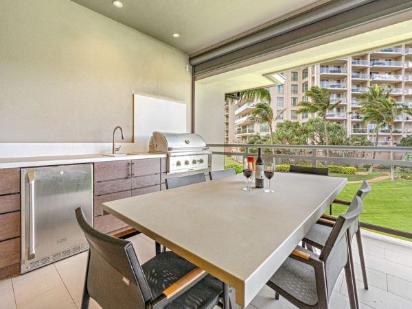 Maui Vacation Rental Luxury 3-Bedroom Villa with Lanai & Ocean Views