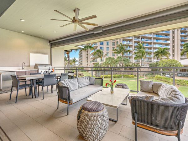 Maui Vacation Rental Luxury 3-Bedroom Villa with Lanai & Ocean Views