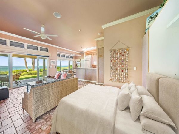 Maui Vacation Rental | Kihei Beachfront Home with Ocean Views & Lanai