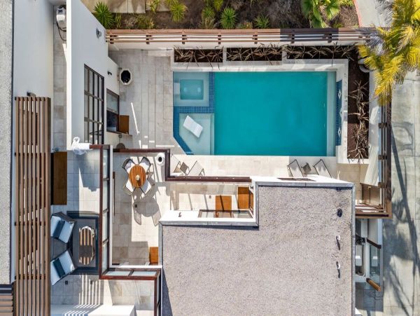 La Jolla Luxury Vacation Rental | 7-Bedroom Estate with Pool, Spa & Guest House