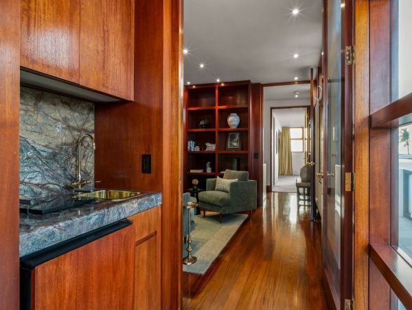 La Jolla Luxury Vacation Rental | 7-Bedroom Estate with Pool, Spa & Guest House