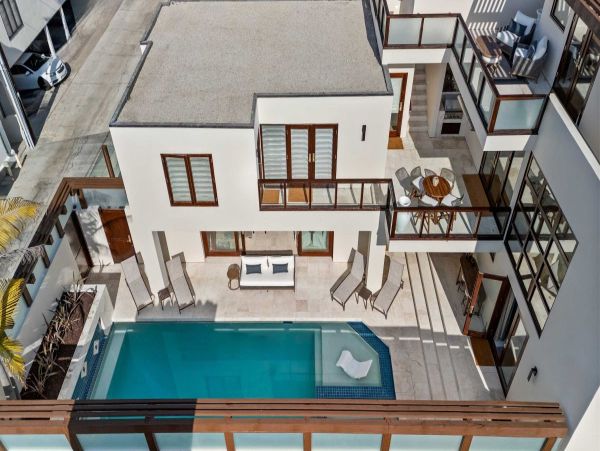 La Jolla Luxury Vacation Rental | 7-Bedroom Estate with Pool, Spa & Guest House