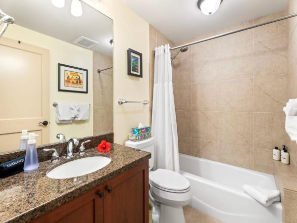 Luxury Waikoloa Beach Condo 3-Bedroom Vacation Rental with Ocean Views