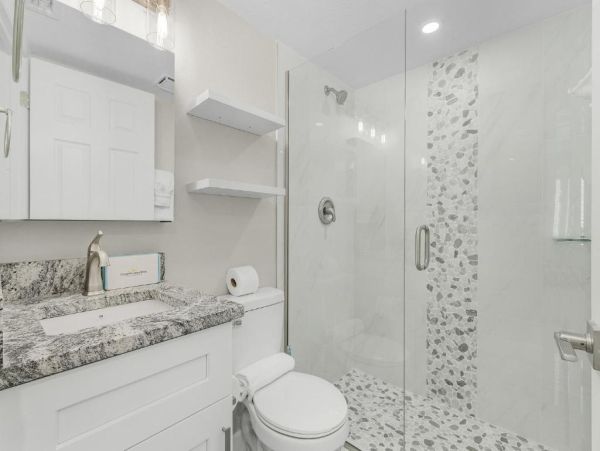 Fort Myers Beach Vacation Rental 2-Bedroom Condo with Pool & Gulf Views