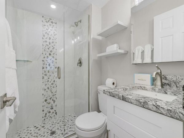 Fort Myers Beach Vacation Rental 2-Bedroom Condo with Pool & Gulf Views