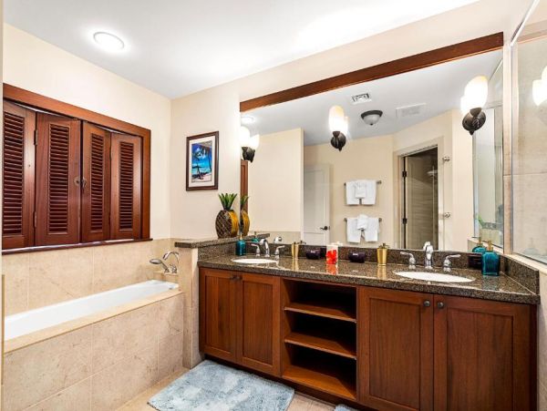 Waikoloa Beach Vacation Rental 3-Bedroom Condo with Golf & Oceanfront Club Access