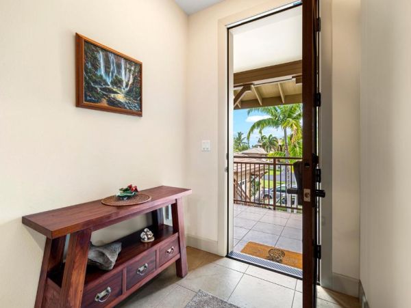 Waikoloa Beach Vacation Rental 3-Bedroom Condo with Golf & Oceanfront Club Access