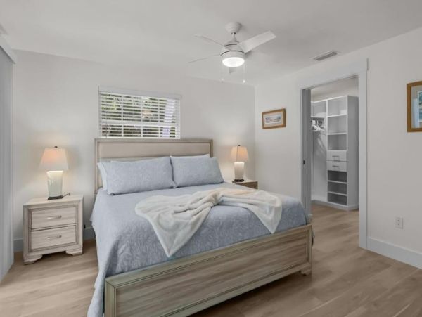 Sanibel Island Vacation Rental 4-Bedroom Home with Pool & Gulf Access