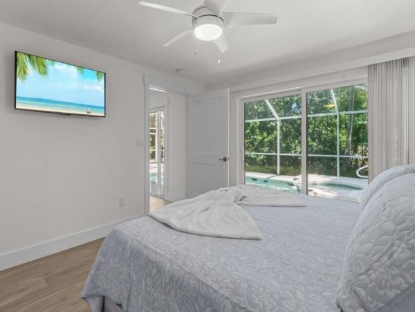 Sanibel Island Vacation Rental 4-Bedroom Home with Pool & Gulf Access
