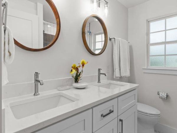 Sanibel Island Vacation Rental 4-Bedroom Home with Pool & Gulf Access