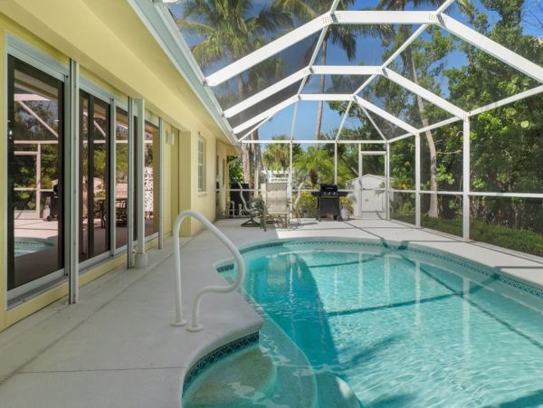 Sanibel Island Vacation Rental 4-Bedroom Home with Pool & Gulf Access