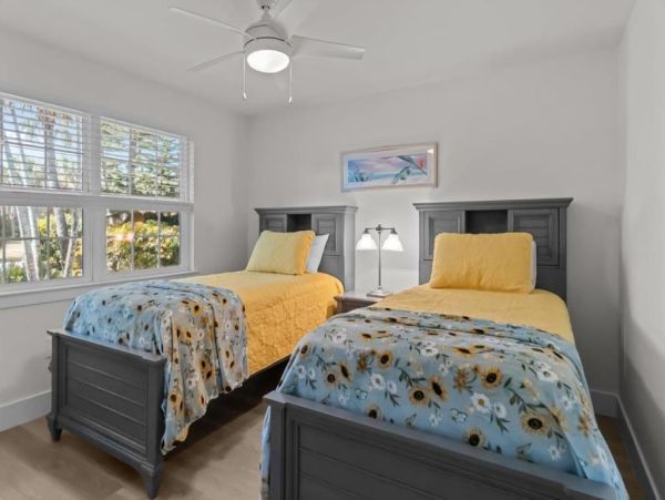 Sanibel Island Vacation Rental 4-Bedroom Home with Pool & Gulf Access