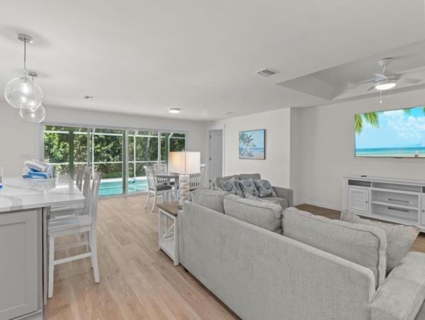 Sanibel Island Vacation Rental 4-Bedroom Home with Pool & Gulf Access