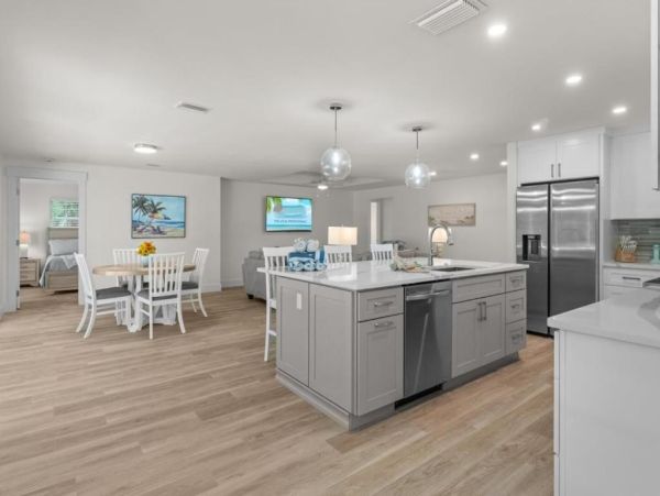 Sanibel Island Vacation Rental 4-Bedroom Home with Pool & Gulf Access