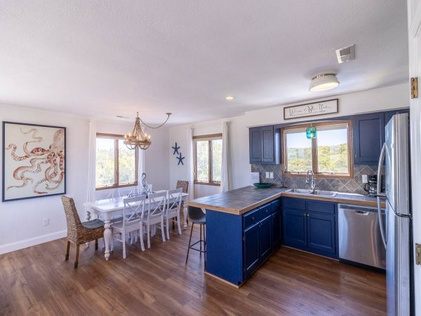 Kitty Hawk Outer Banks Semi-Oceanfront Home Pool & Hot Tub