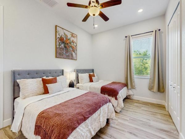 Port Charlotte Waterfront Vacation Rental Family 4 Bedroom Home with Pool