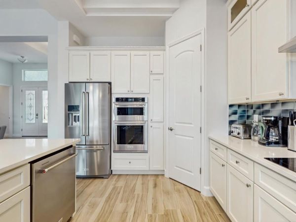 Port Charlotte Waterfront Vacation Rental Family 4 Bedroom Home with Pool
