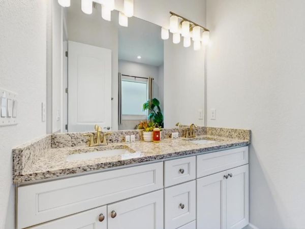 Port Charlotte Waterfront Vacation Rental Family 4 Bedroom Home with Pool