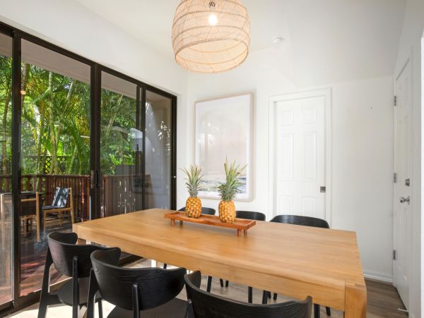 Luxury Townhome Rentals Near Napili Bay | Emerald Kite