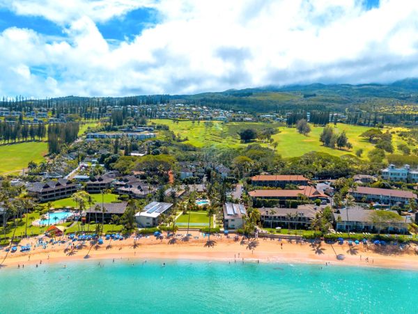 Luxury Townhome Rentals Near Napili Bay | Emerald Kite