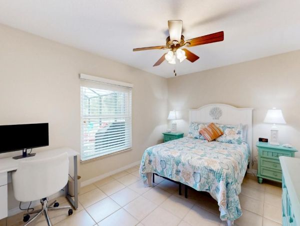 Charming Englewood Home with Pool Dog-Friendly Retreat