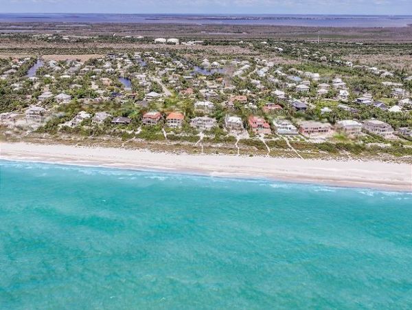 Vacation Rental Luxury Sanibel Beach Home with Pool