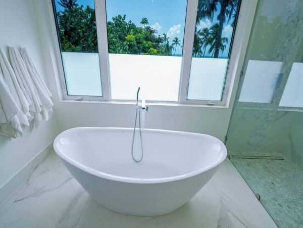 Nassau Vacation Rental Luxury Bahamas Beachfront Estate for Families & Groups