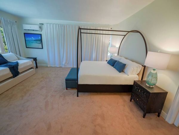 Nassau Vacation Rental Luxury Bahamas Beachfront Estate for Families & Groups