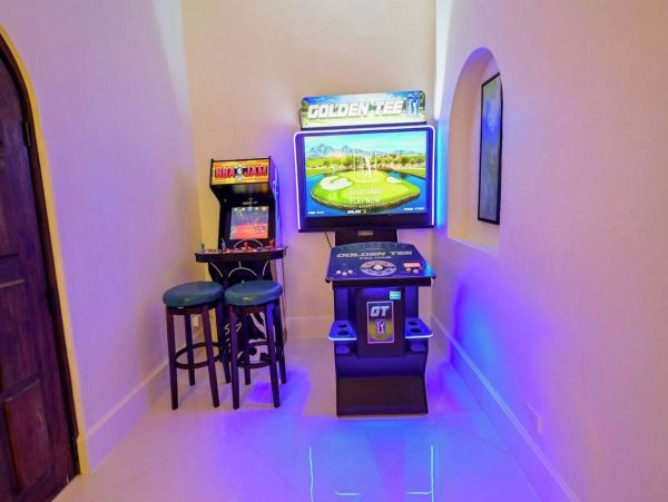 Nassau Vacation Rental Luxury Bahamas Beachfront Estate for Families & Groups