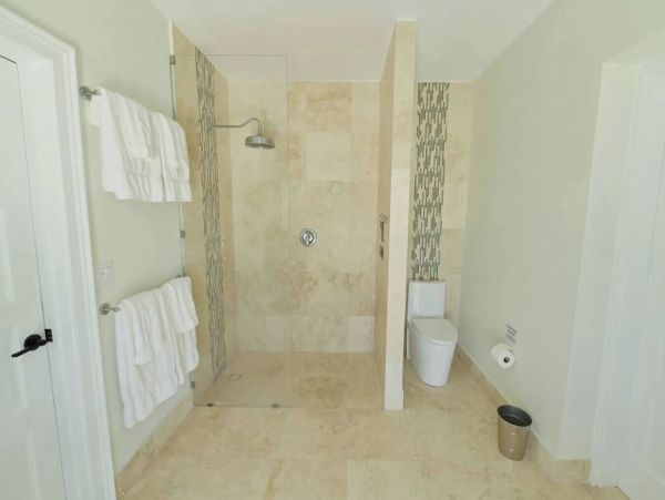 Nassau Vacation Rental Luxury Bahamas Beachfront Estate for Families & Groups