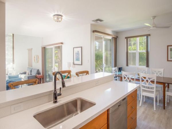 Waikoloa Vacation Rental Big Island Luxury Villa with Pool Access