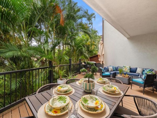 Napili Bay Vacation Rental Kapalua Maui Villa with Lanai & Beach Access