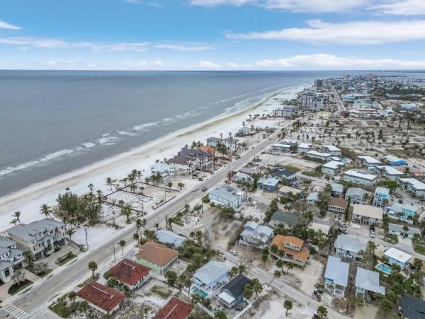 Discover Your Dream Vacation Home in Fort Myers Beach