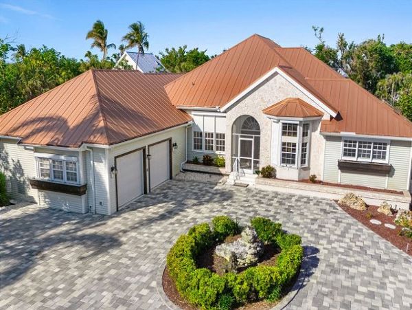 Sanibel Island Beachfront Rental | Luxury Gulf Front Vacation Home