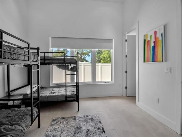 Sarasota Vacation Rentals | Modern Luxury Home with Pool & Spa
