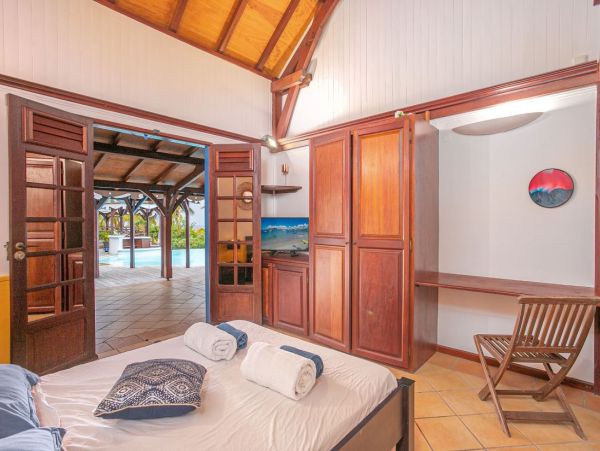 Luxury Caribbean Villa Rental in Martinique -  Emerald Kite Vacation Villas