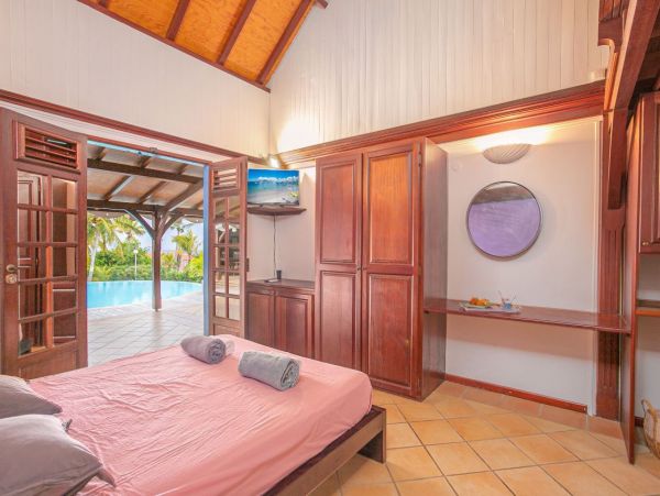 Luxury Caribbean Villa Rental in Martinique -  Emerald Kite Vacation Villas