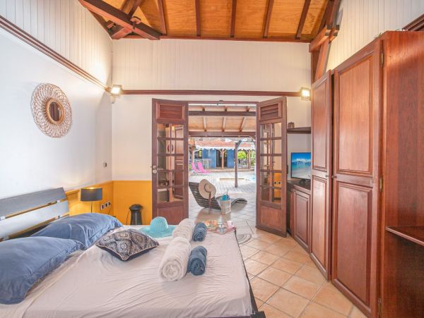 Luxury Caribbean Villa Rental in Martinique -  Emerald Kite Vacation Villas