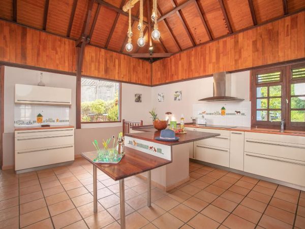 Luxury Caribbean Villa Rental in Martinique -  Emerald Kite Vacation Villas