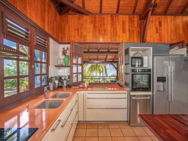 Luxury Caribbean Villa Rental in Martinique -  Emerald Kite Vacation Villas