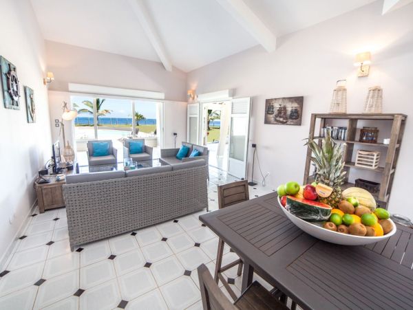 Luxury Caribbean Villa Rental in Martinique 5-Bedroom Beachfront Villa with Pool