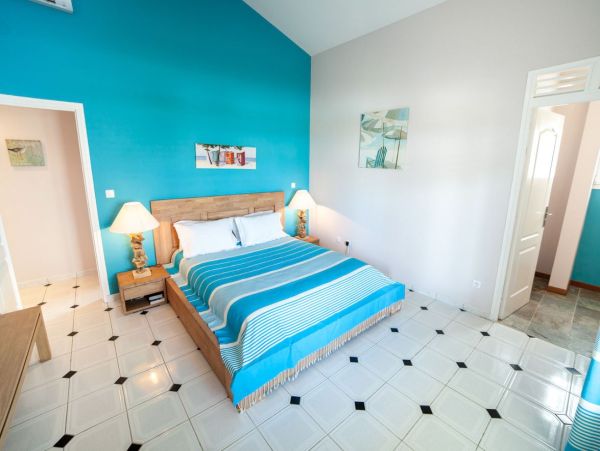 Luxury Caribbean Villa Rental in Martinique 5-Bedroom Beachfront Villa with Pool