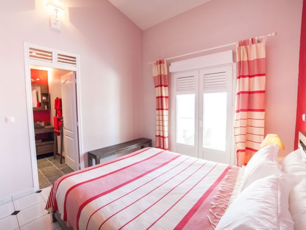 Luxury Caribbean Villa Rental in Martinique 5-Bedroom Beachfront Villa with Pool