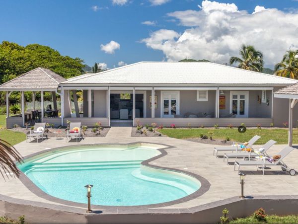 Luxury Caribbean Villa Rental in Martinique 5-Bedroom Beachfront Villa with Pool